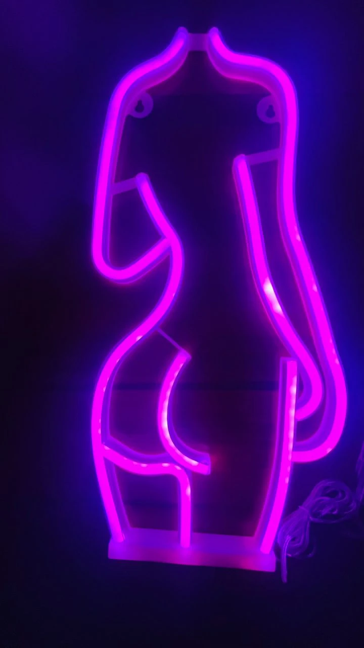 LED  LIGHT SHAPE LAMP CREATIVE TABLE LAMP LAYOUT